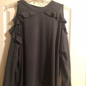 Cold Shoulder Long Sleeve Tee